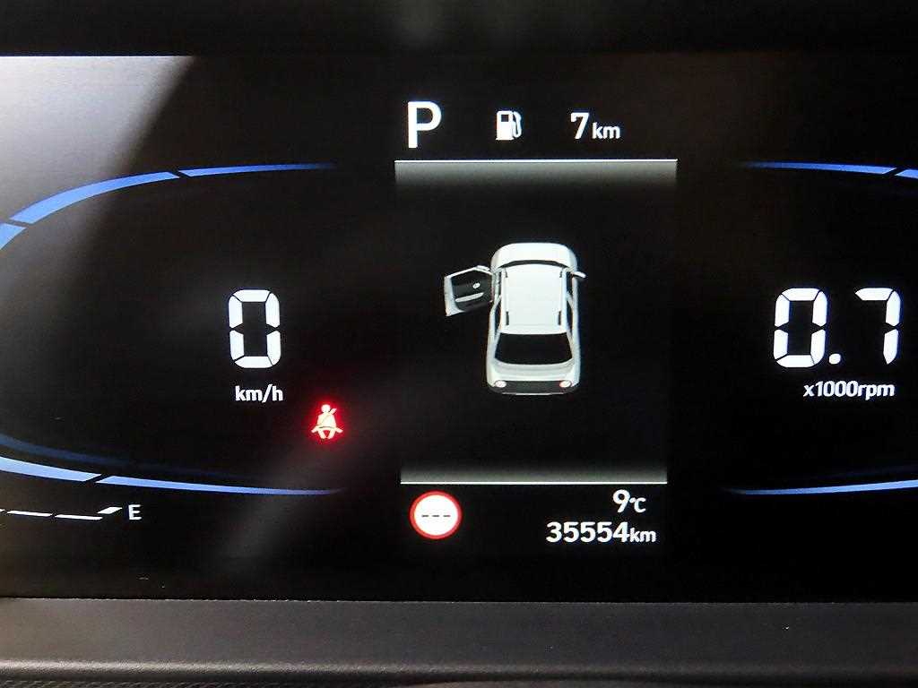 HYUNDAI Casper - Vista 9