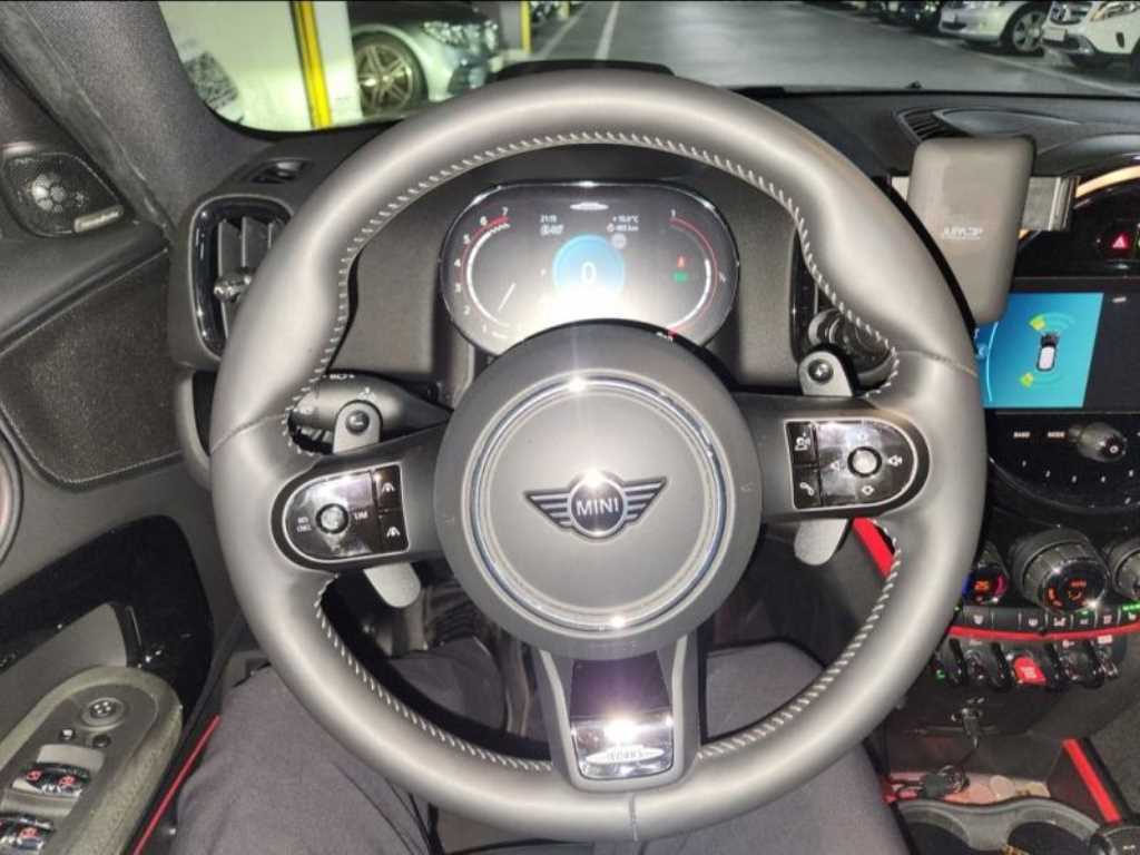 Mini Countryman - Vista 4