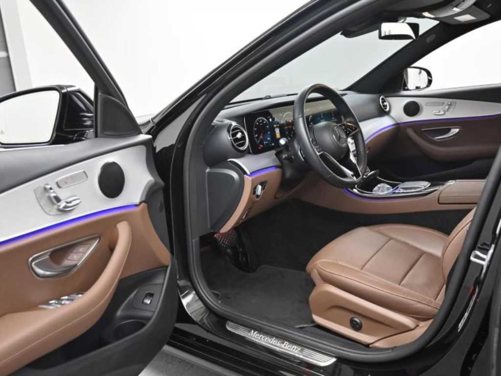 Mercedes Benz E class - Vista 11