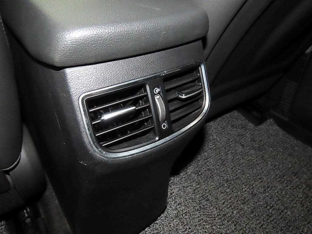 HYUNDAI Avante 2019 Blanco - Importación desde Corea - HF Imports Iquique - Foto 18