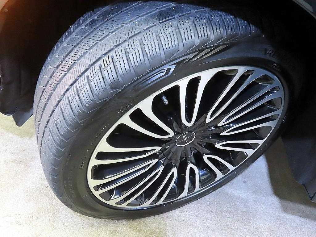 Lincoln Aviator 2022 Negro - Importación desde Corea - HF Imports Iquique - Foto 20