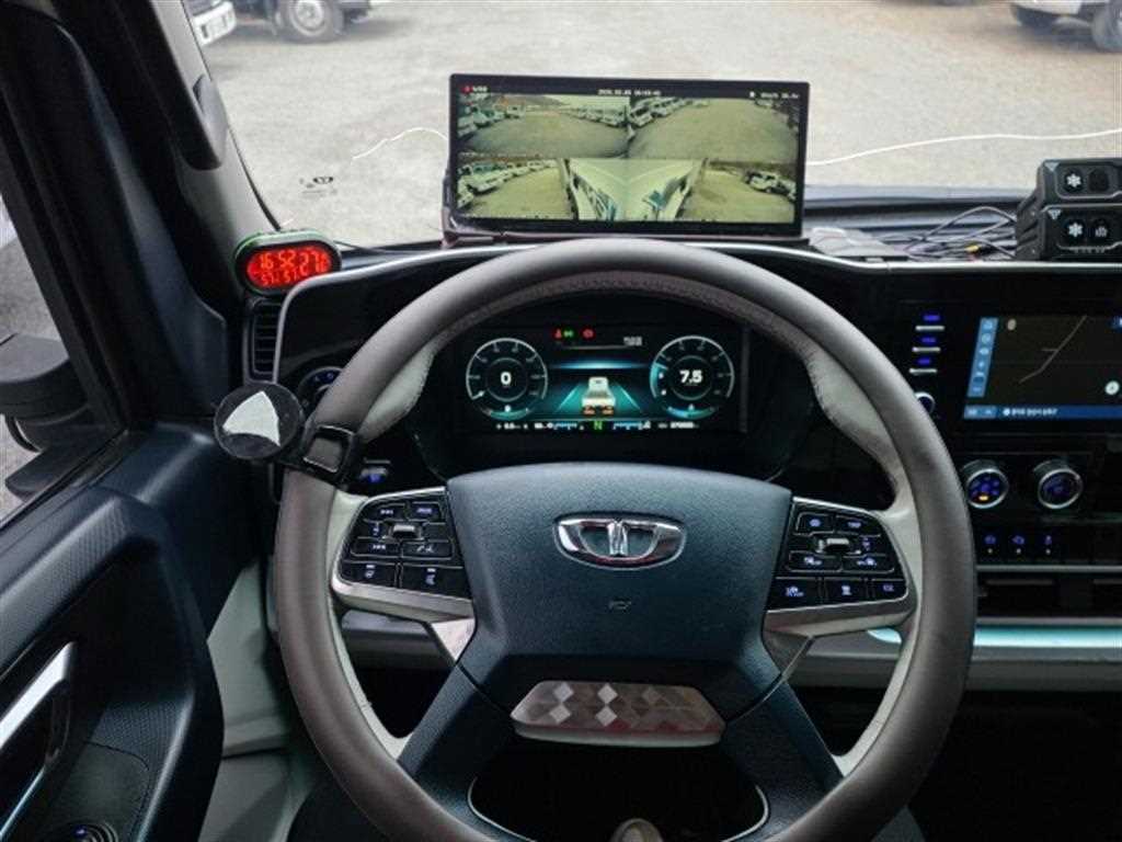 medium and large cargo truck 2024 Blanco - Importación desde Corea - HF Imports Iquique - Foto 14