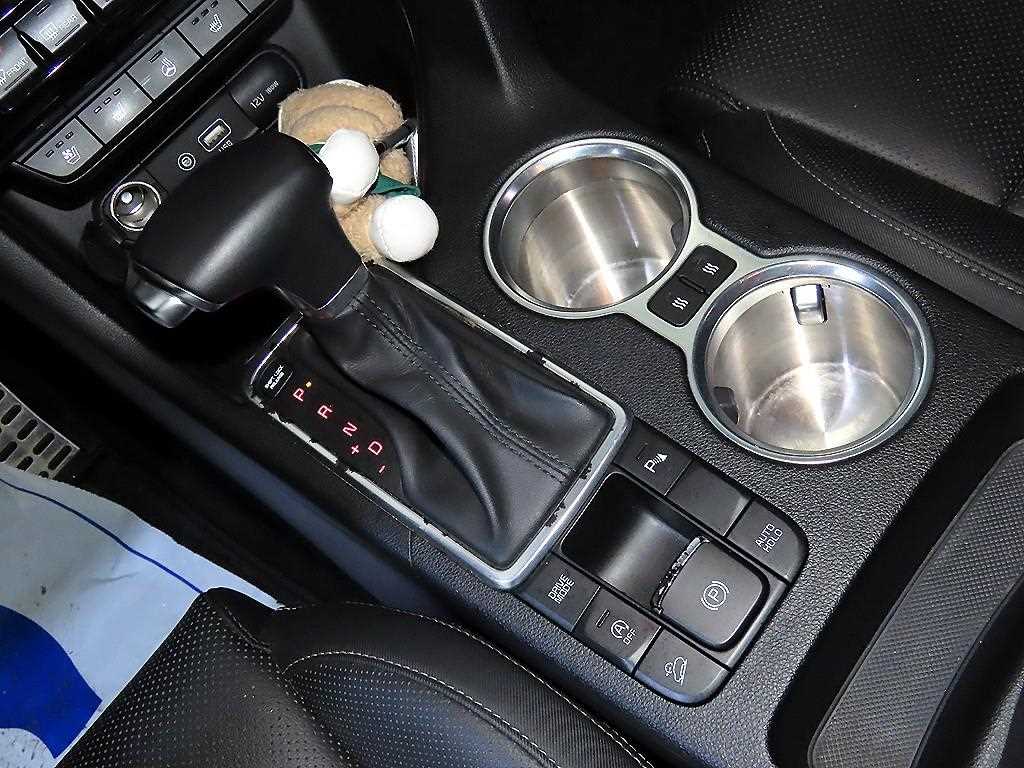 KIA Sportage - Vista 12