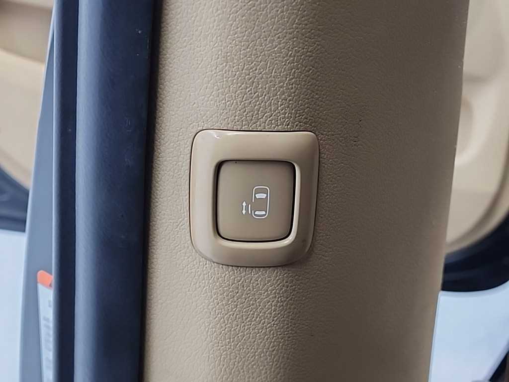 KIA Carnival 2016 Negro - Importación desde Corea - HF Imports Iquique - Foto 16