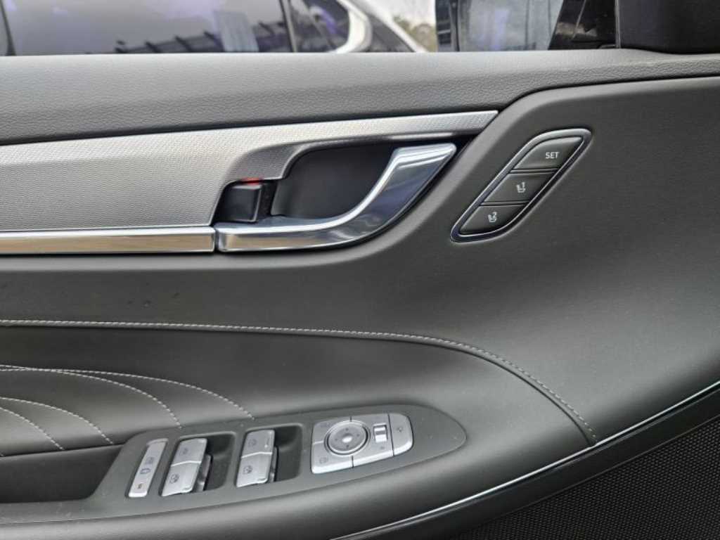 HYUNDAI Grandeur 2022 Negro - Importación desde Corea - HF Imports Iquique - Foto 18