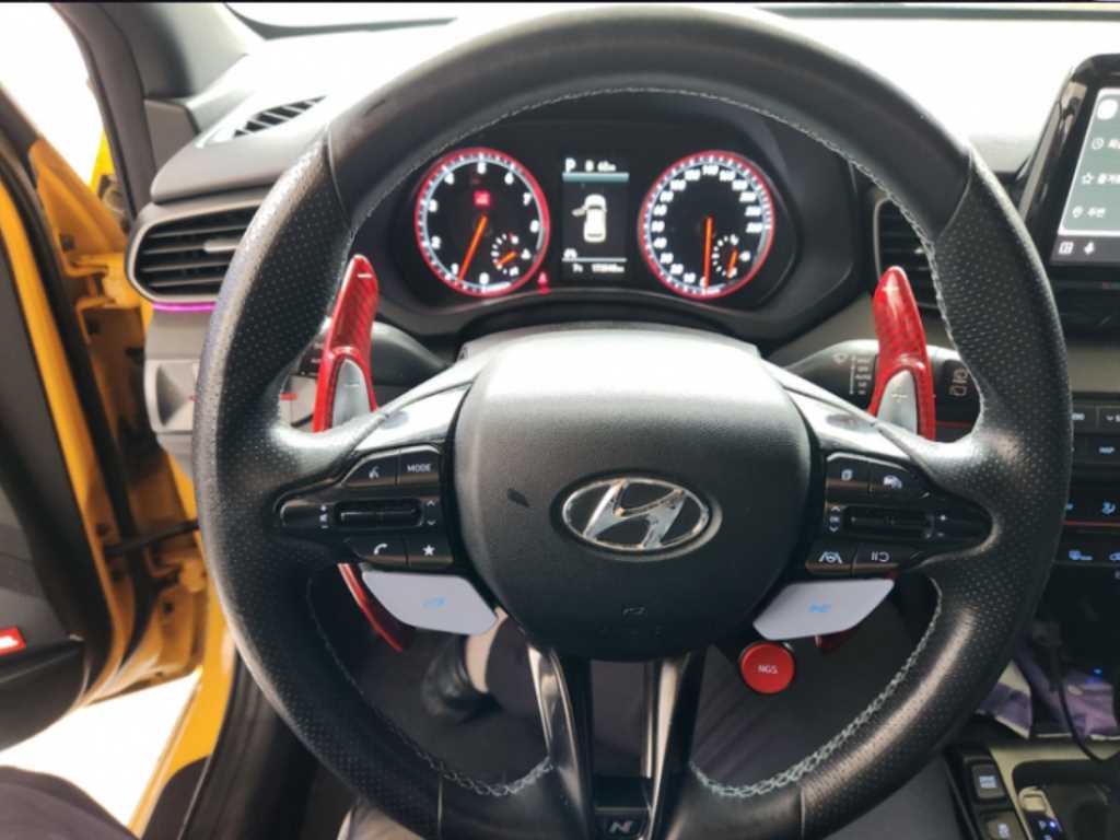 HYUNDAI Veloster - Vista 4