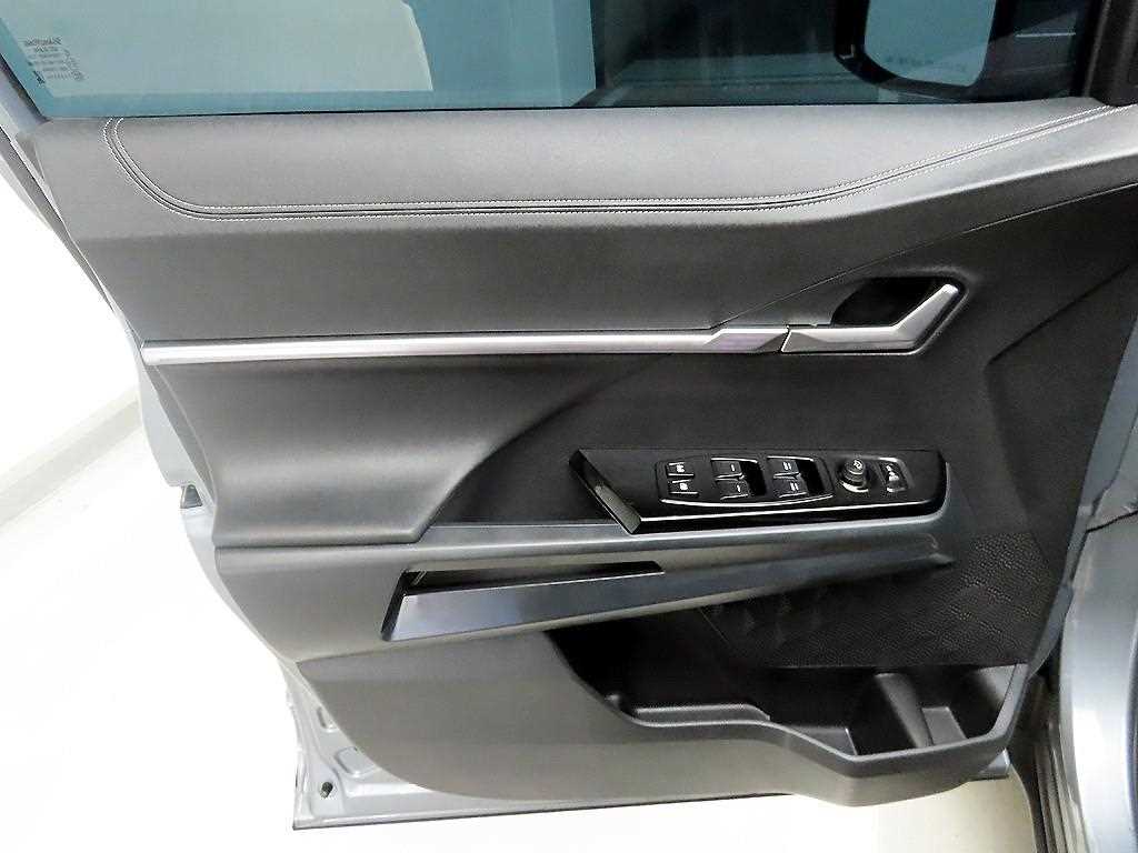 Ssangyong Torres - Vista 11