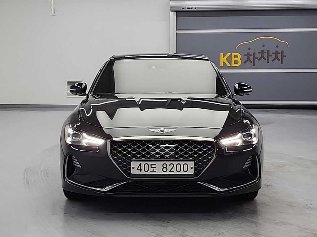 Genesis G70 - Vista 2