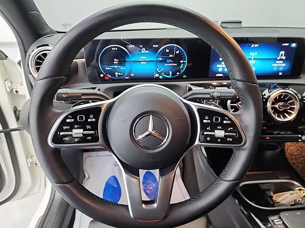 Mercedes Benz A Class - Vista 9