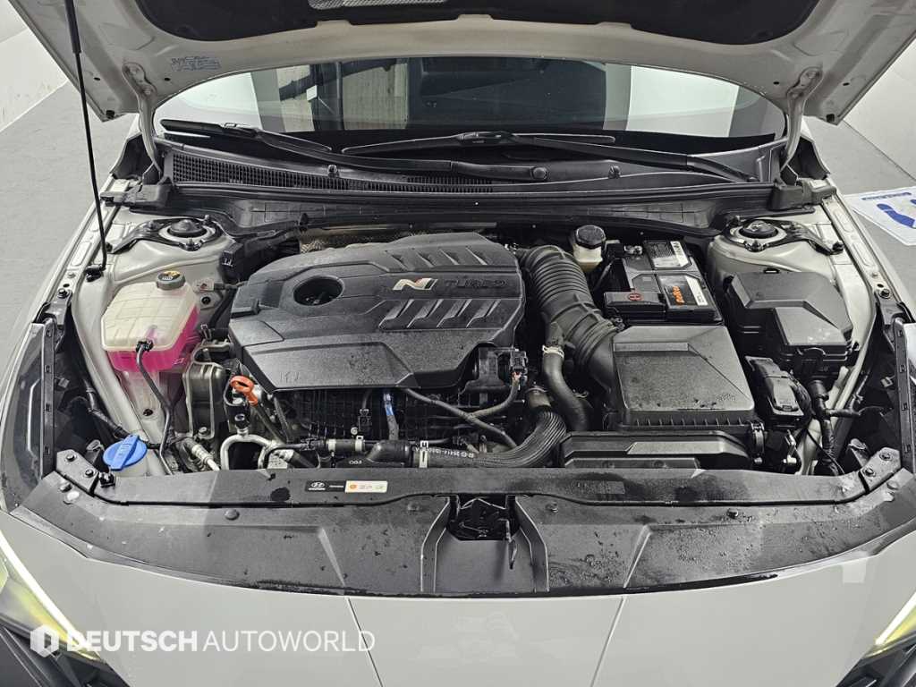 HYUNDAI Avante - Vista 6