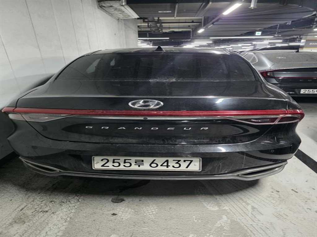 HYUNDAI Grandeur - Vista 2