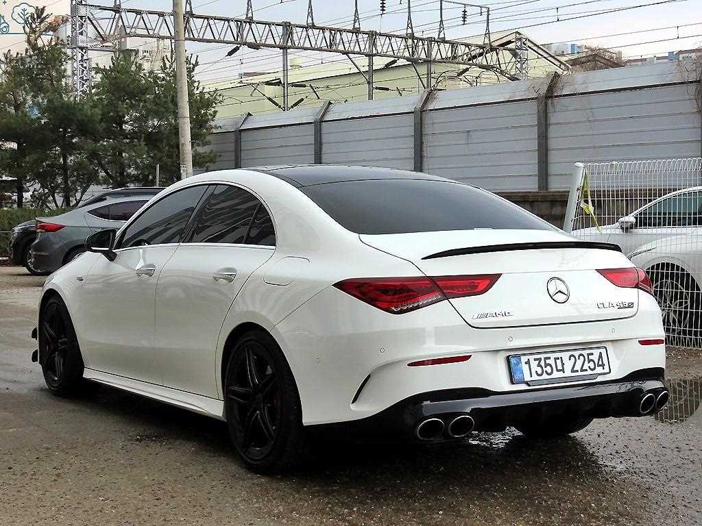Mercedes Benz CLA Class - Vista 3