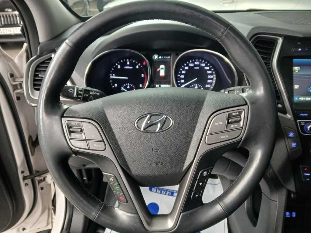 HYUNDAI Santa Fe - Vista 8