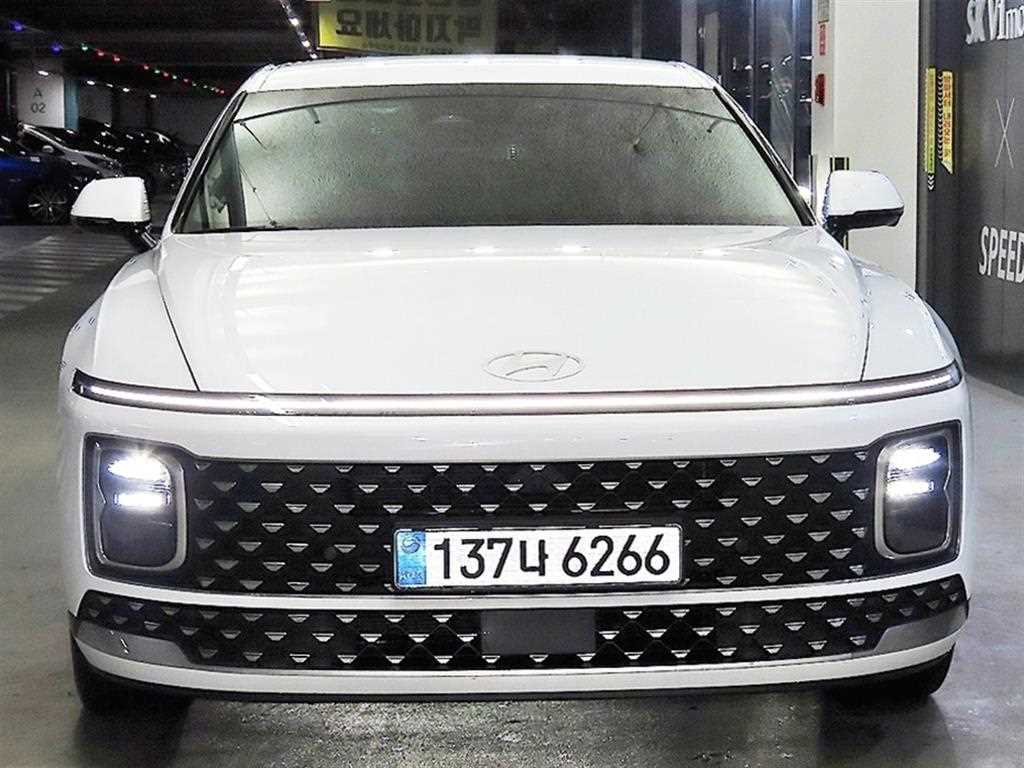 HYUNDAI Grandeur - Vista 3