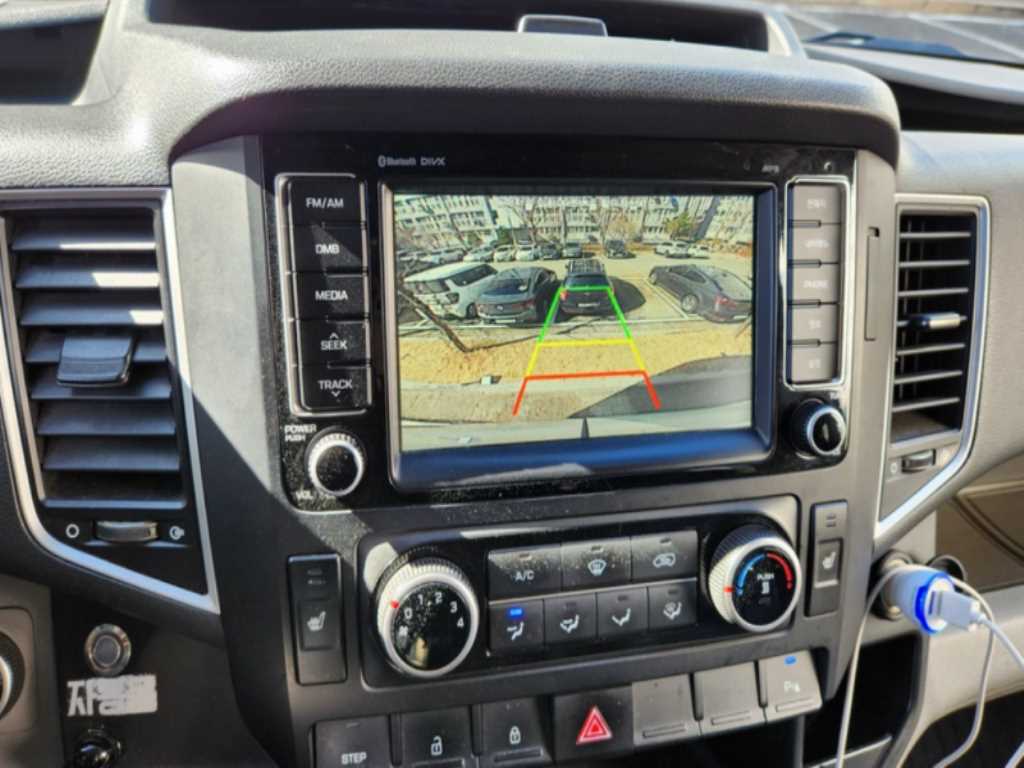 HYUNDAI Solati - Vista 12