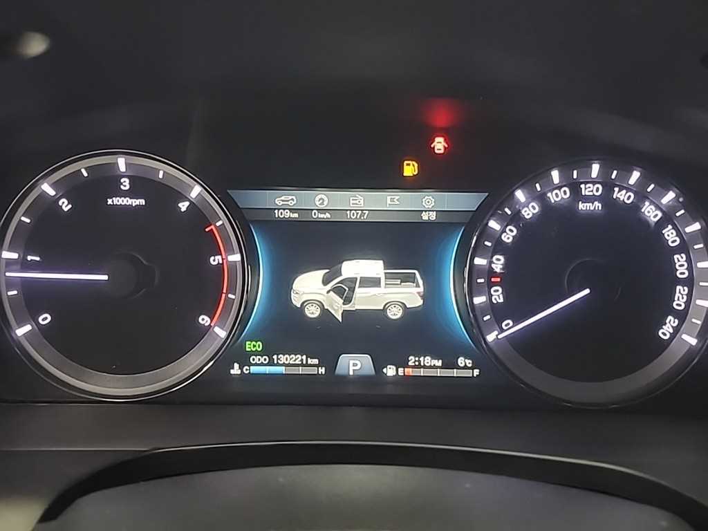 Ssangyong Rexton - Vista 7