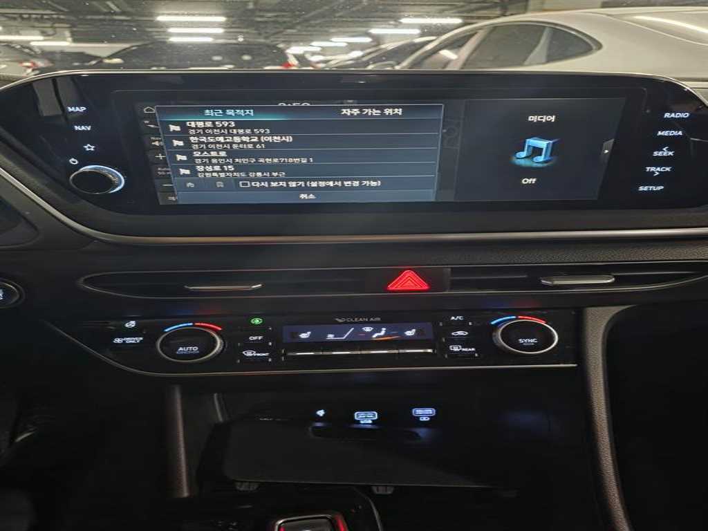 HYUNDAI Sonata - Vista 2