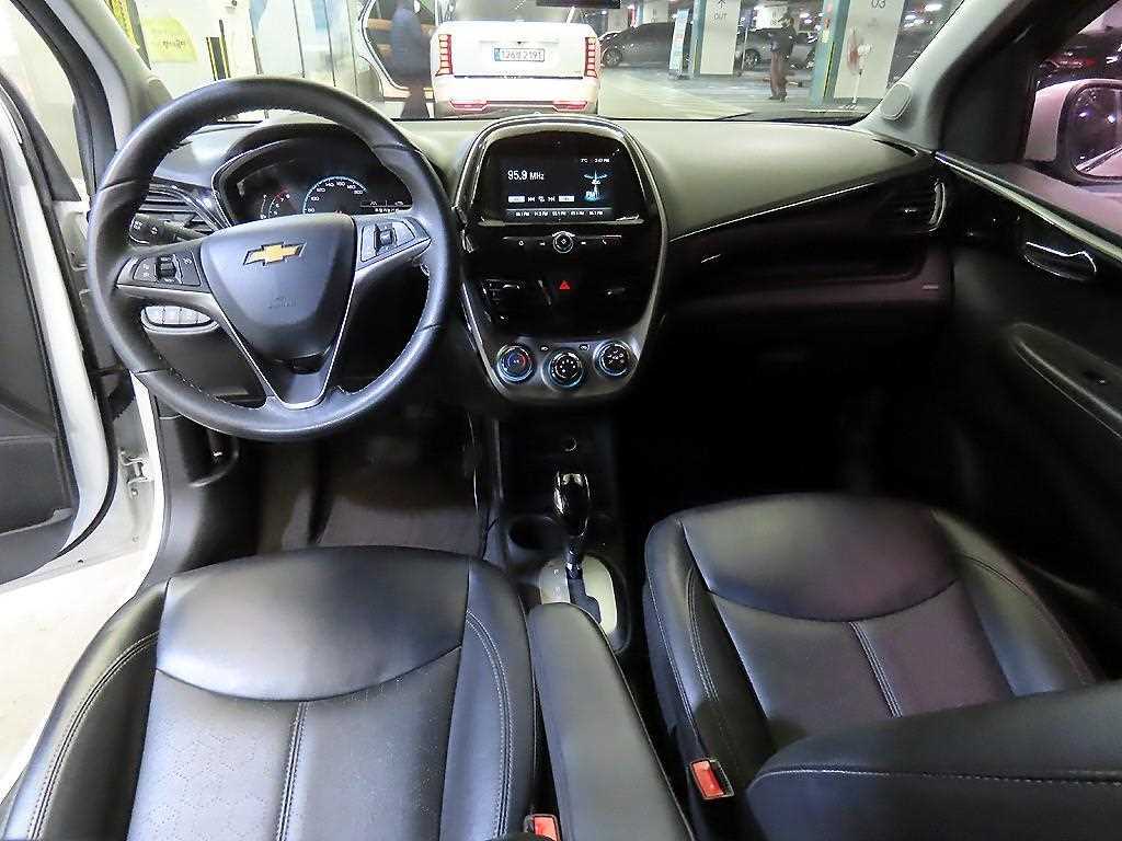 Chevrolet Spark - Vista 10