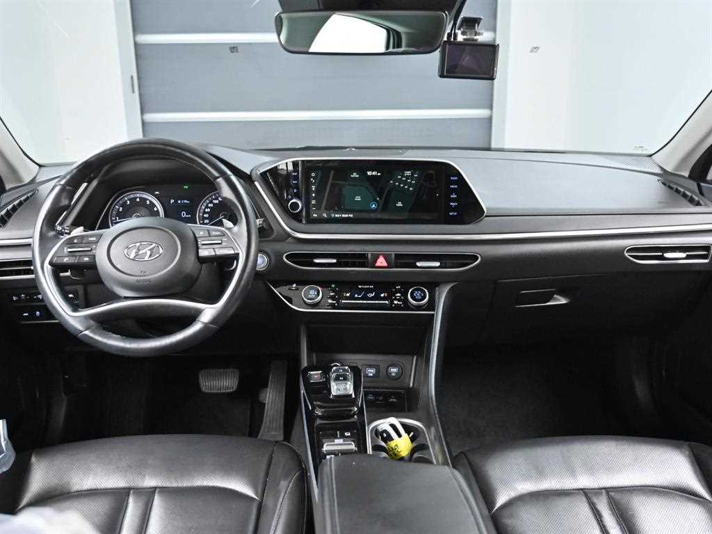 HYUNDAI Sonata - Vista 7