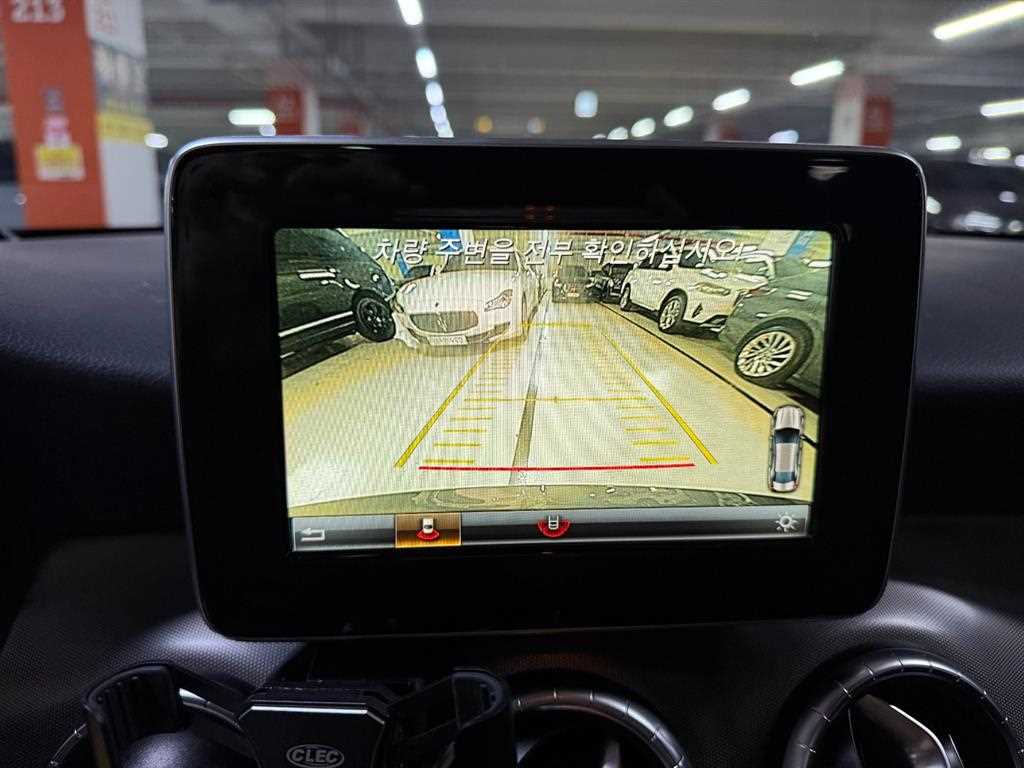 Mercedes Benz CLA Class - Vista 9