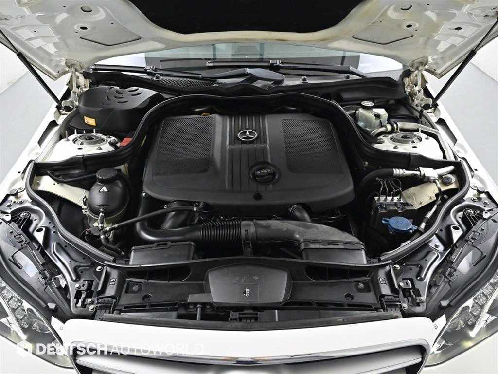 Mercedes Benz E class - Vista 6