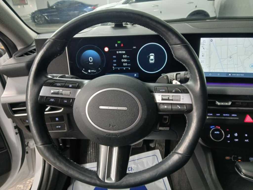 HYUNDAI Sonata - Vista 8