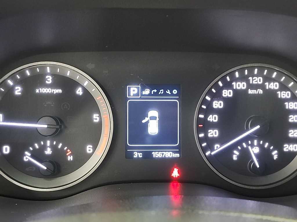 HYUNDAI Tucson - Vista 6