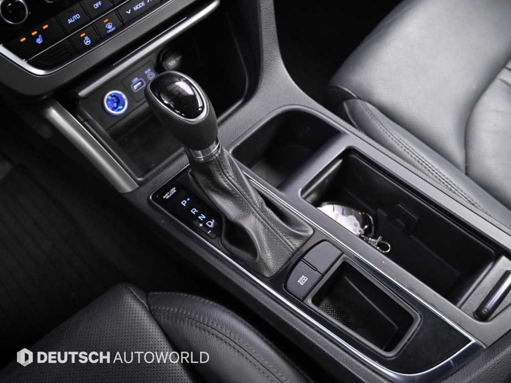 HYUNDAI Sonata - Vista 9