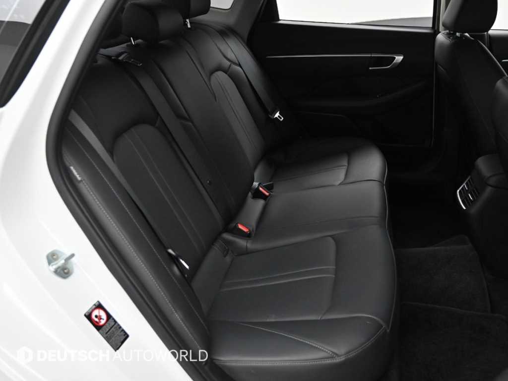 HYUNDAI Sonata - Vista 12