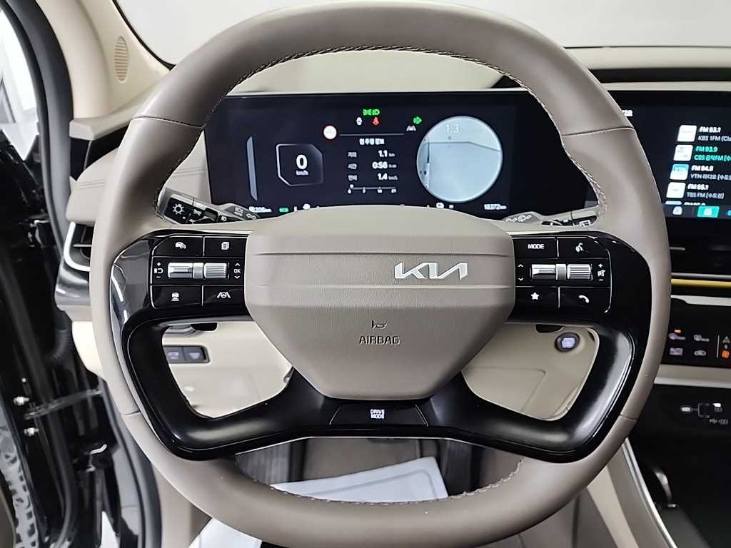KIA Carnival - Vista 9