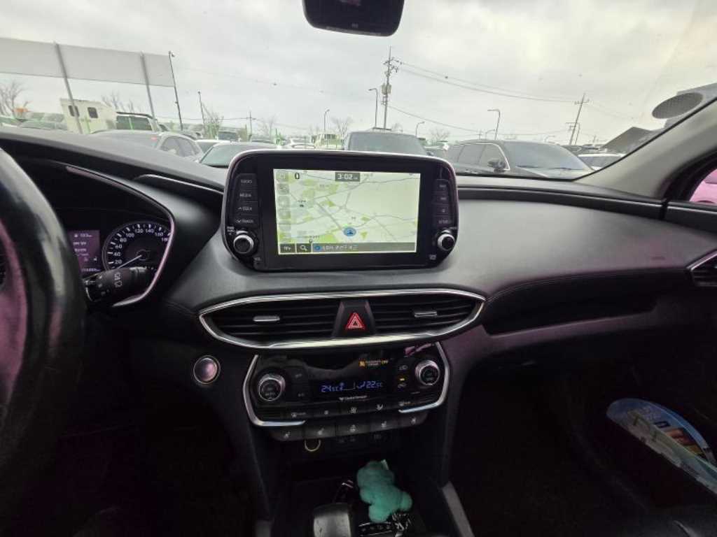 HYUNDAI Santa Fe - Vista 5