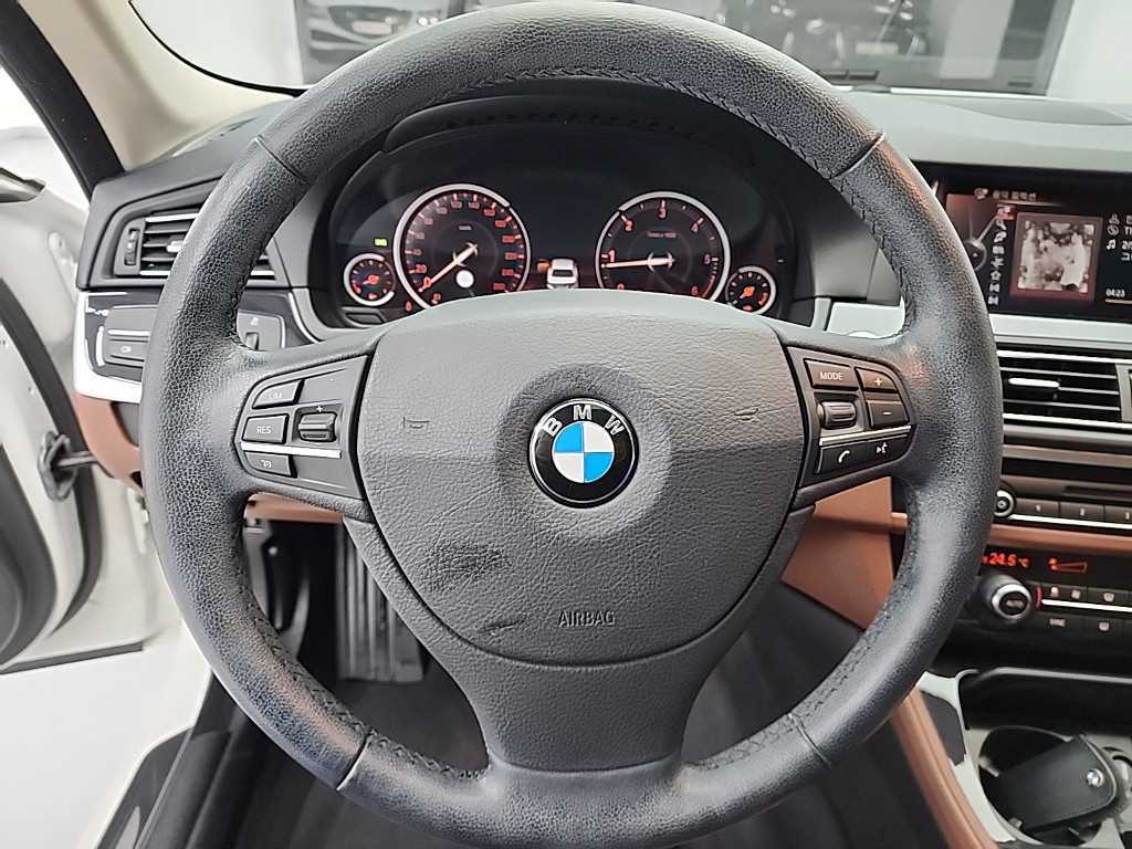 BMW 5 Series - Vista 9