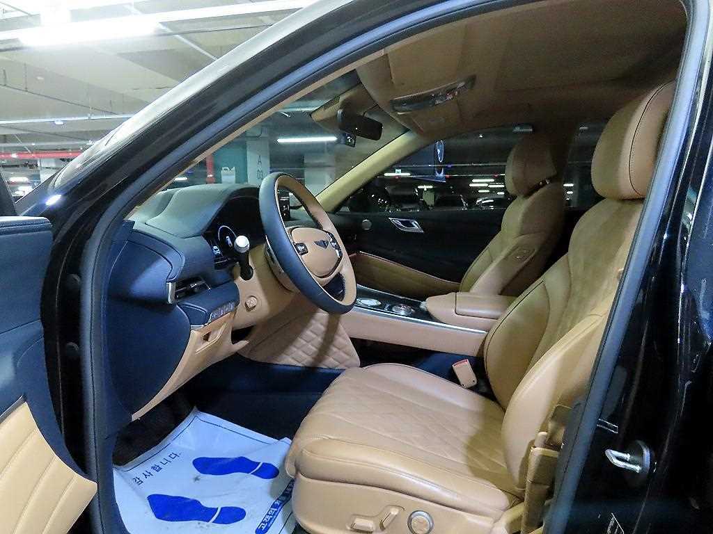 Genesis GV80 - Vista 6