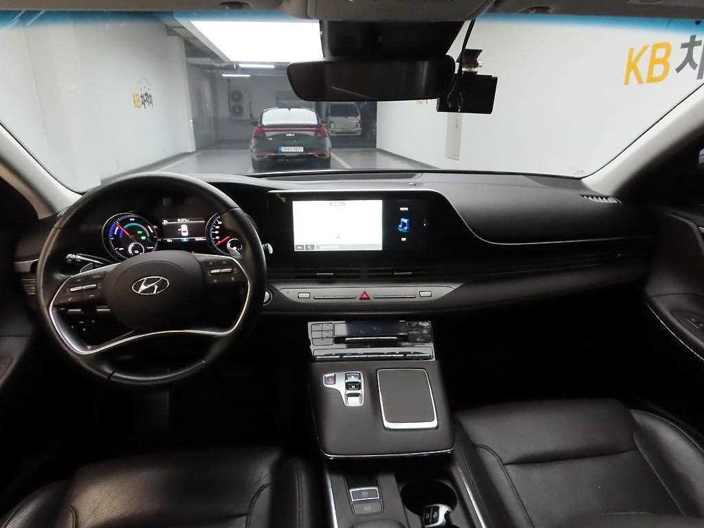 HYUNDAI Grandeur - Vista 6