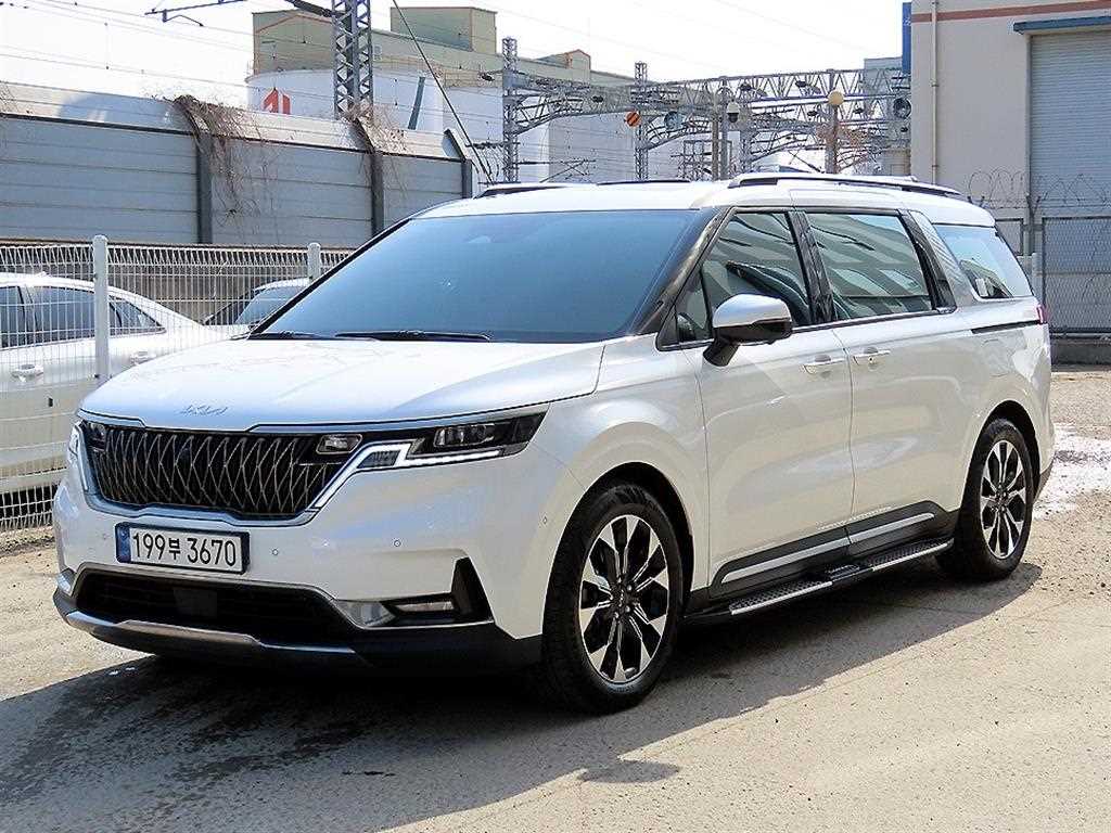 KIA Carnival - Vista 2