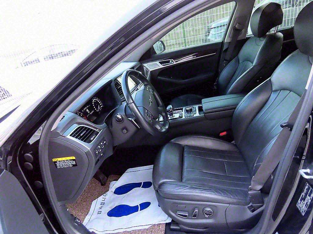 Genesis G80 - Vista 5