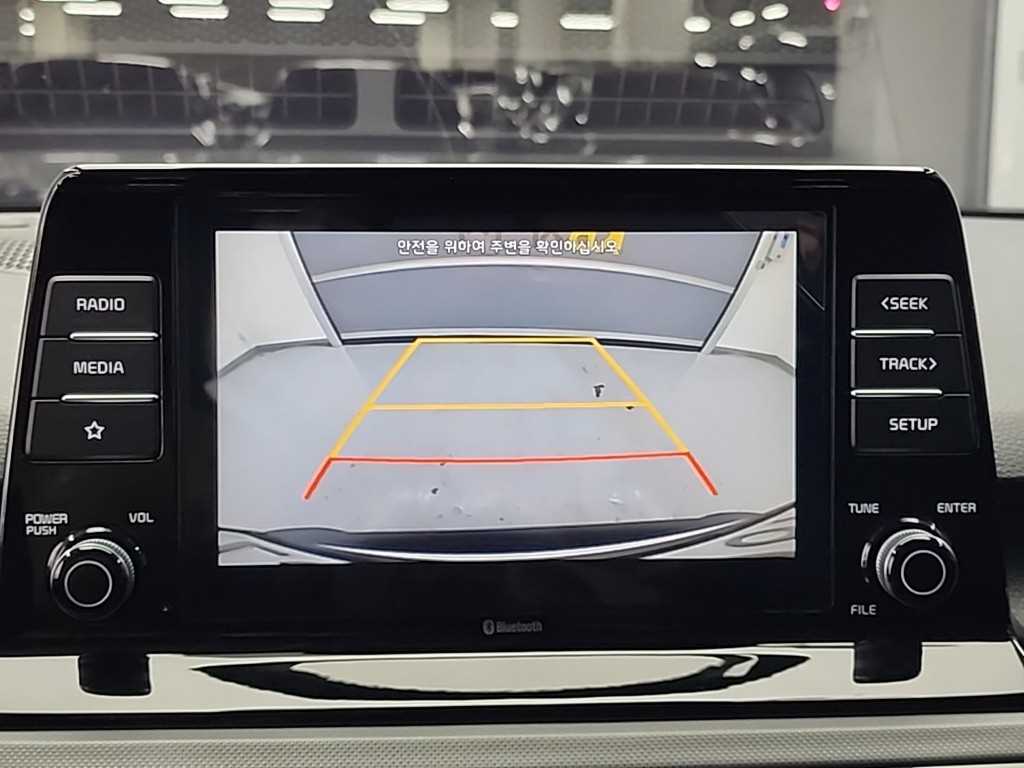 KIA Seltos 2020 Blanco - Importación desde Corea - HF Imports Iquique - Foto 13