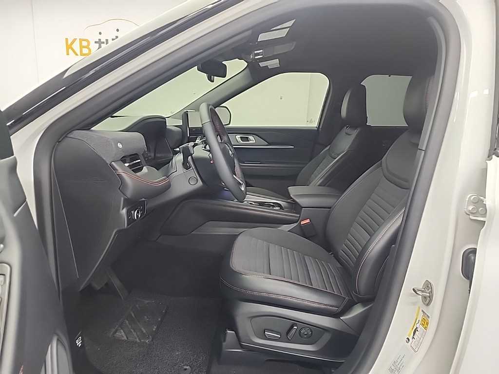 Ford Explorer - Vista 11