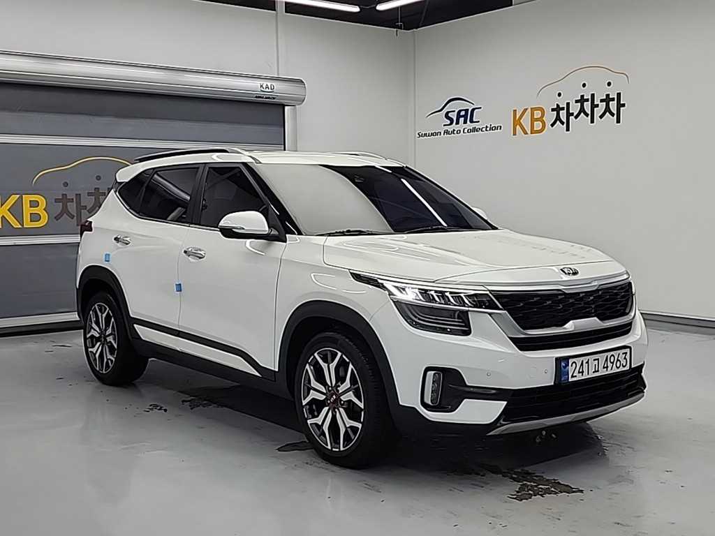 KIA Seltos - Vista 4