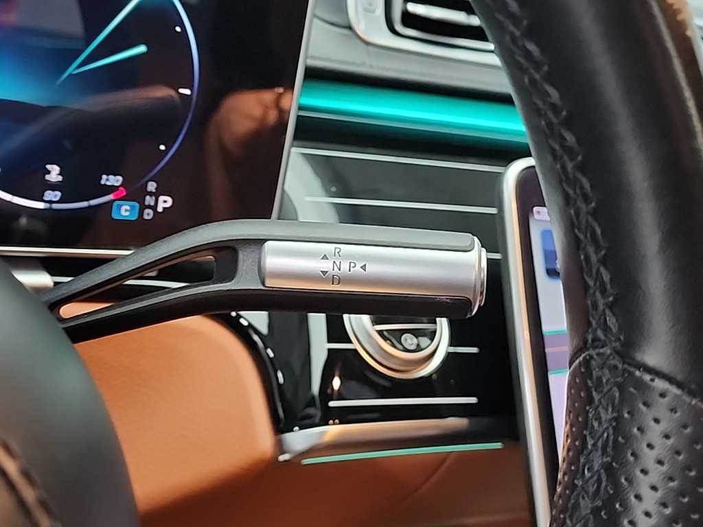 Mercedes Benz S Class - Vista 8