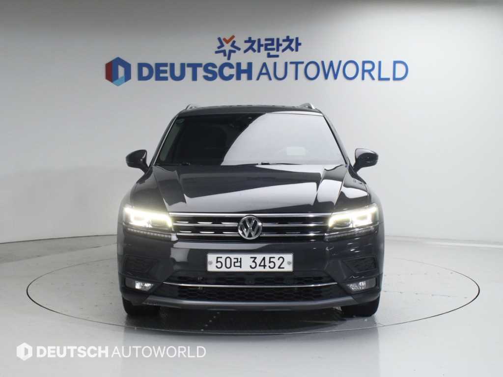 Volkswagen Tiguan - Vista 3