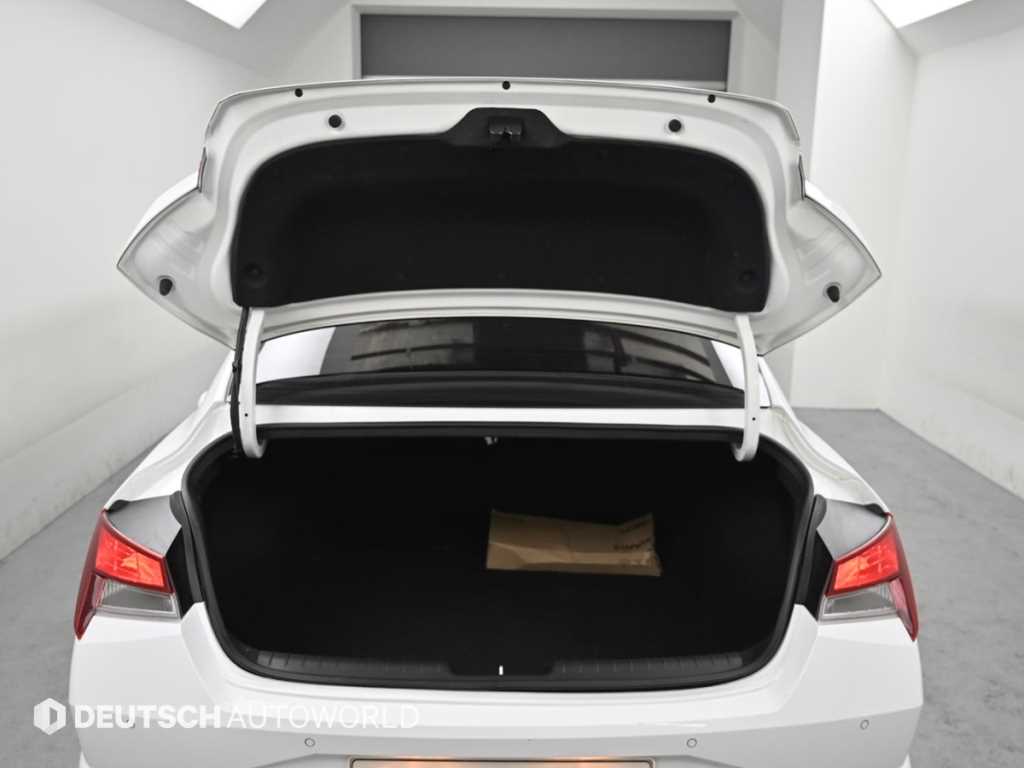 HYUNDAI Avante 2022 Blanco - Importación desde Corea - HF Imports Iquique - Foto 19