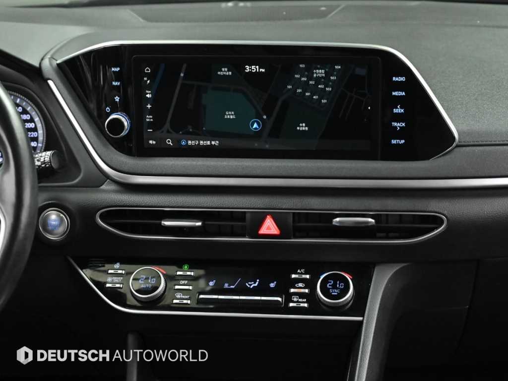 HYUNDAI Sonata - Vista 8