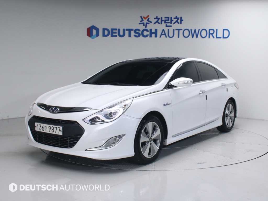 HYUNDAI Sonata 2012 Blanco - Importación desde Corea - HF Imports Iquique - Foto 1