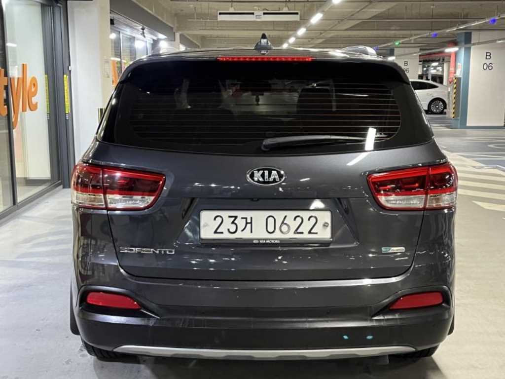 KIA Sorento - Vista 5