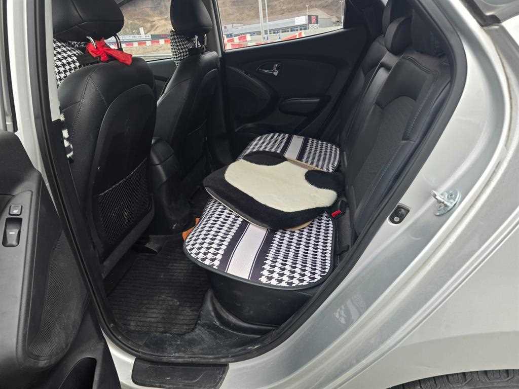 HYUNDAI Tucson - Vista 8