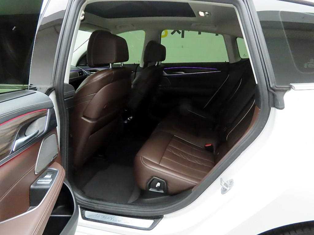 BMW Gran Turismo - Vista 12