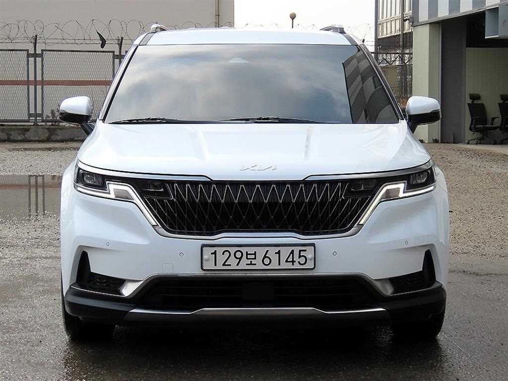 KIA Carnival 2022 Blanco - Importación desde Corea - HF Imports Iquique - Foto 1