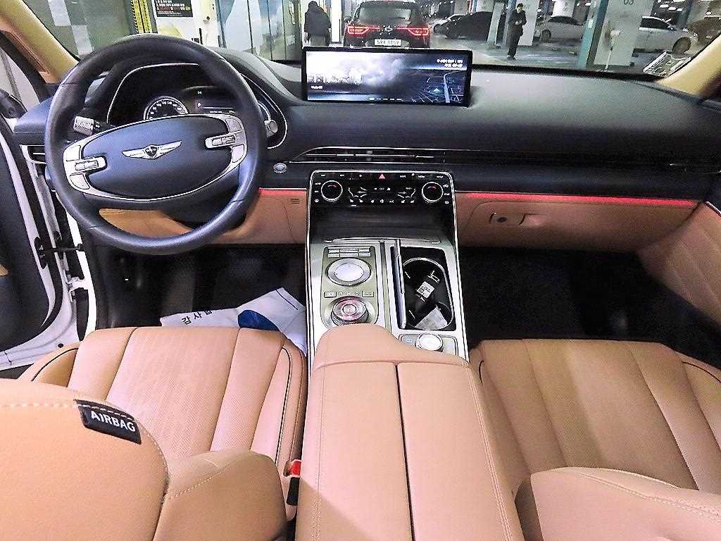 Genesis GV80 - Vista 10