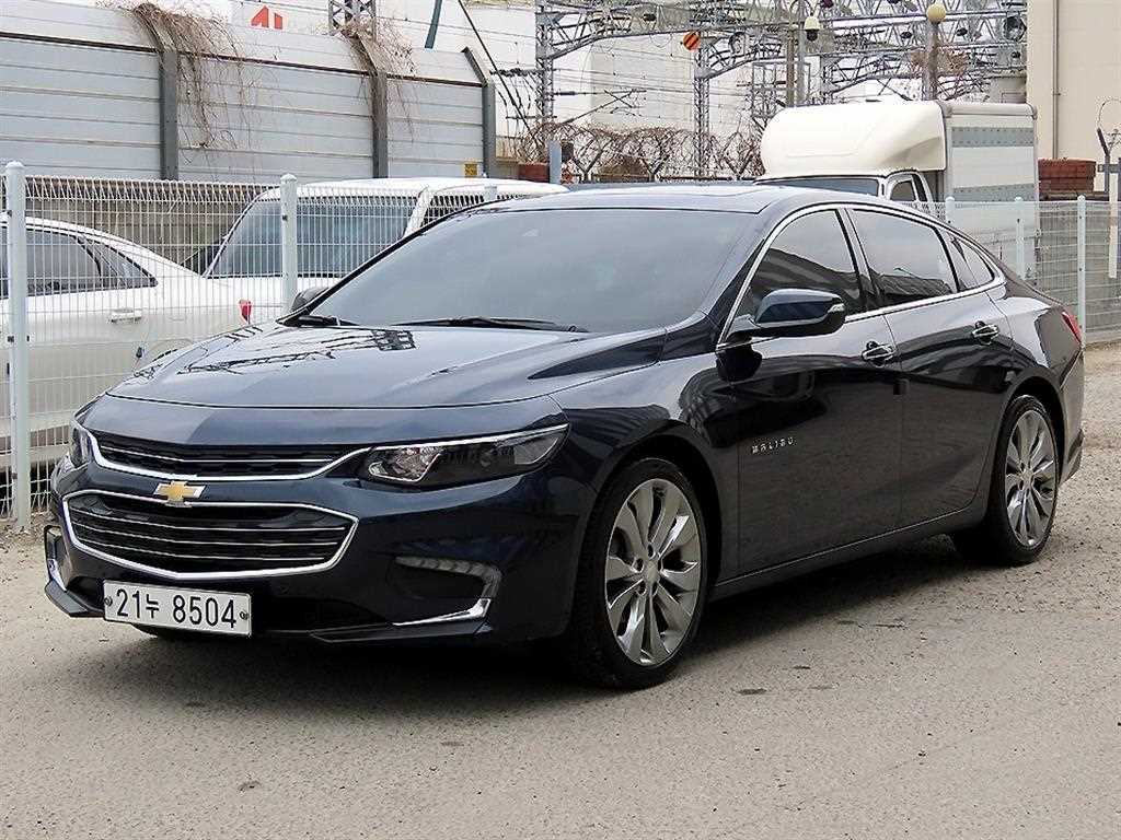 Chevrolet Malibu - Vista 2